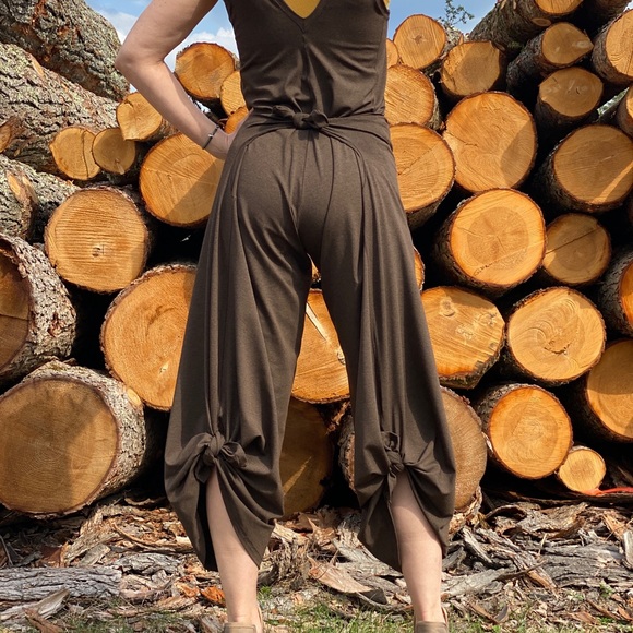 Meet your Posher, Roxi - Picture 1 of 3